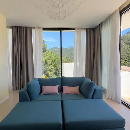 Azahar, Marbella *