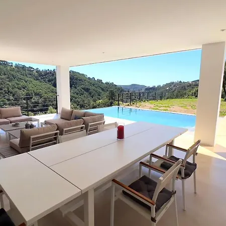 Bed & Breakfast Azahar, Marbella *