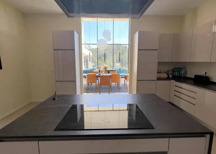 Azahar, Marbella